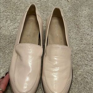 Vionic Women's Beige Loafers